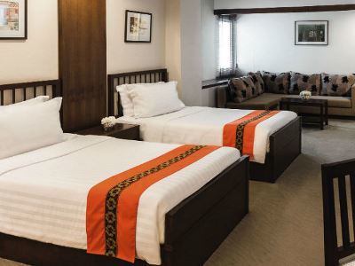 Movenpick Suriwongse Hotel 4*
