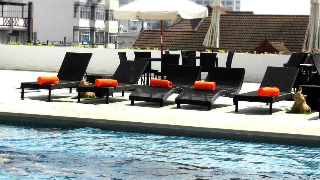 Отель Movenpick Suriwongse