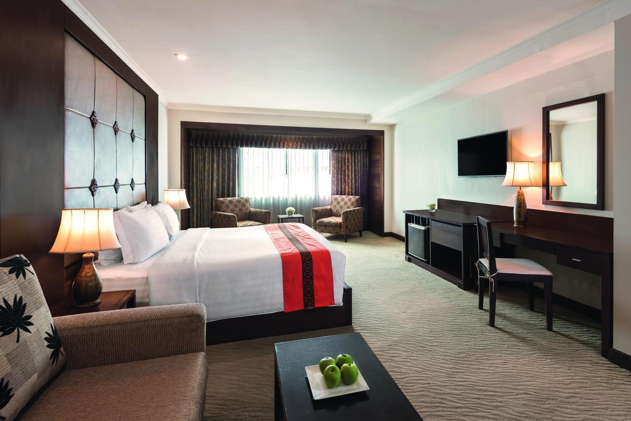 Movenpick Suriwongse Отель 4*