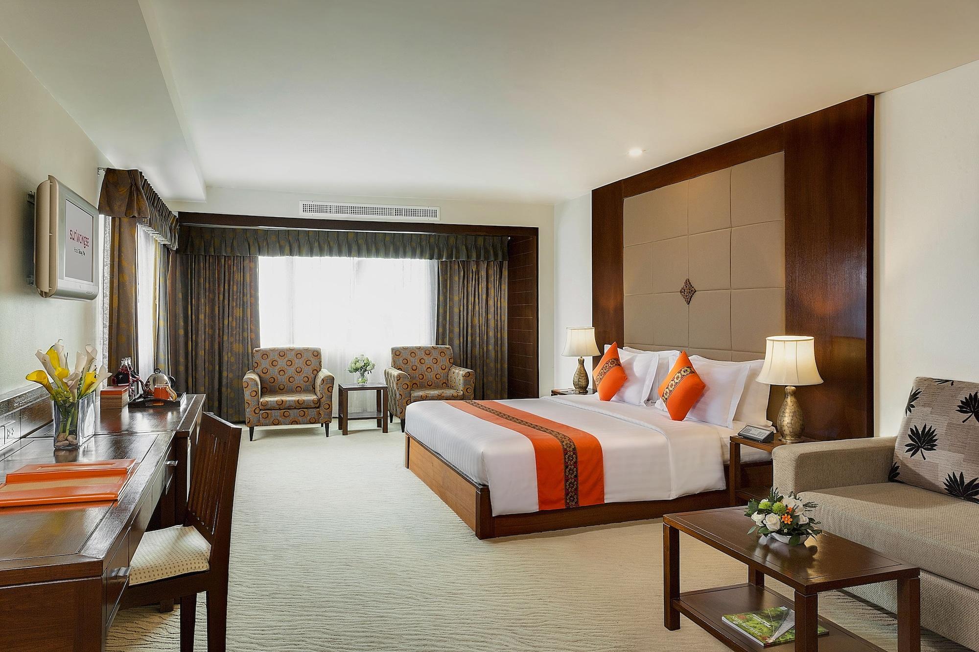 เมอเวนพิค สุริวงศ์ 4* เชียงใหม่