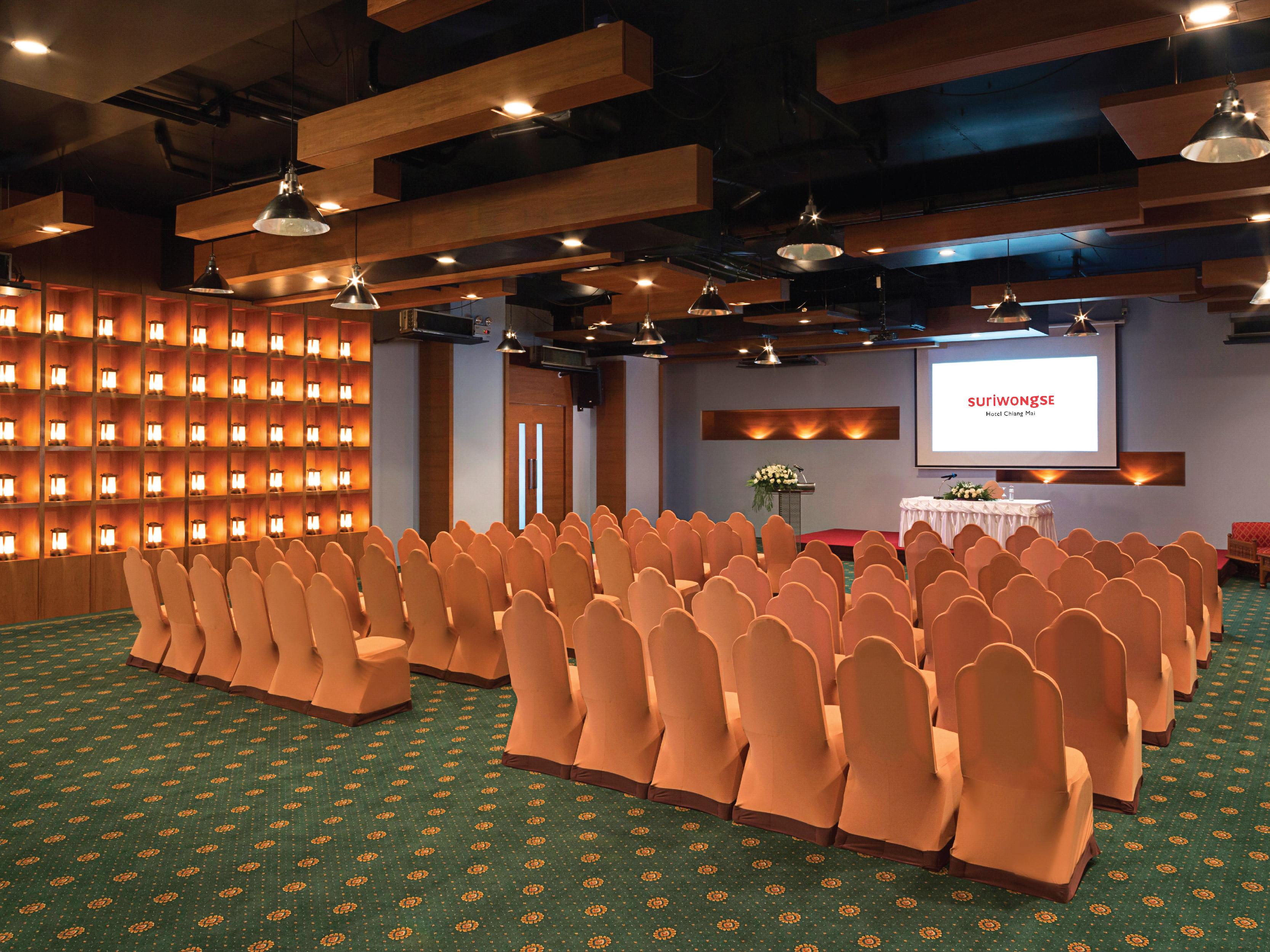 เมอเวนพิค สุริวงศ์ โรงแรม 4*